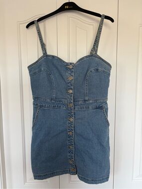 GUESS Denim Button-Front Mini Dress - sz 6